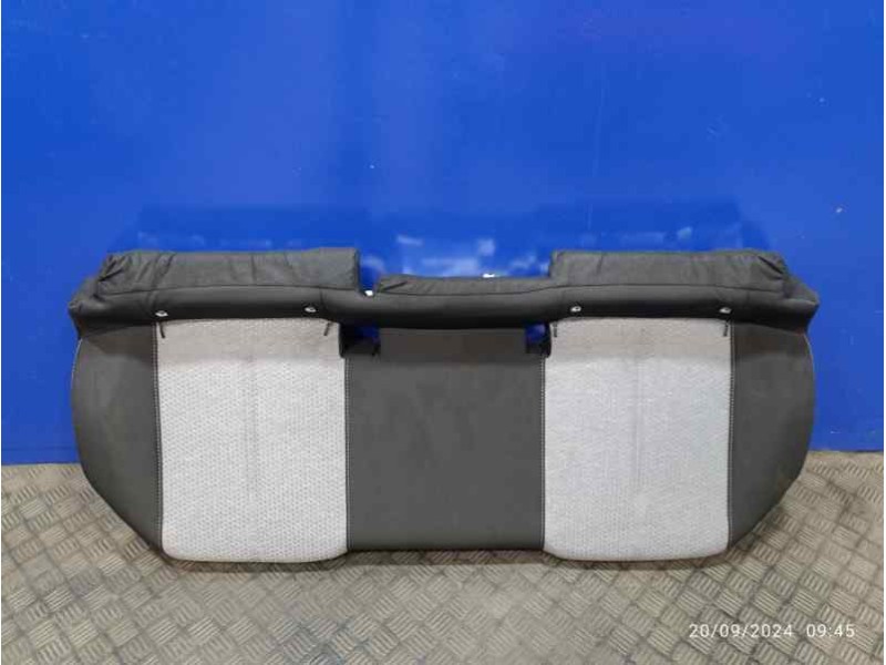 Recambio de asientos traseros para peugeot 208 (p2) referencia OEM IAM 9830578180  