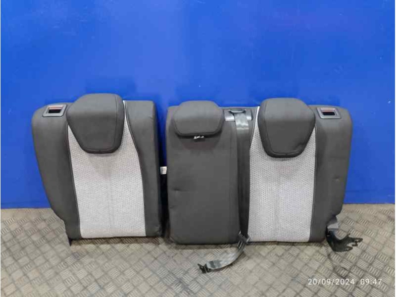 Recambio de asientos traseros para peugeot 208 (p2) referencia OEM IAM 9830578180  