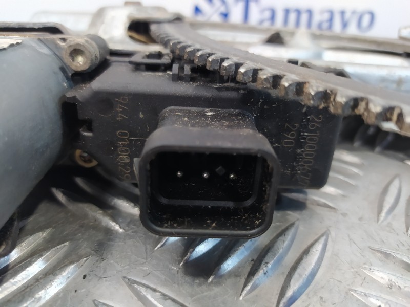 Recambio de elevalunas delantero izquierdo para opel astra g berlina 2.0 dti referencia OEM IAM 90521881  119950200