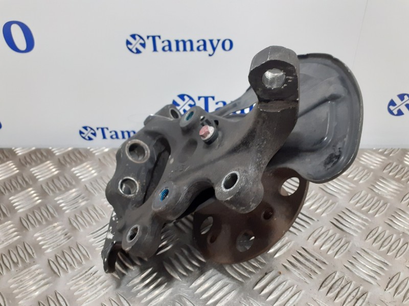 Recambio de mangueta delantera derecha para mercedes-benz clase c (w203) berlina 2.2 cdi cat referencia OEM IAM   