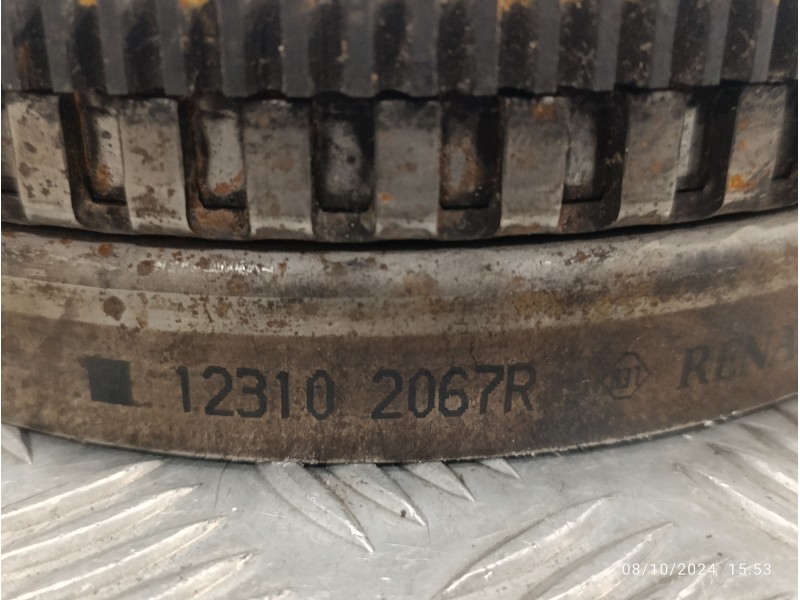Recambio de volante motor para renault scenic iii 1.6 dci diesel fap referencia OEM IAM 123102067R  