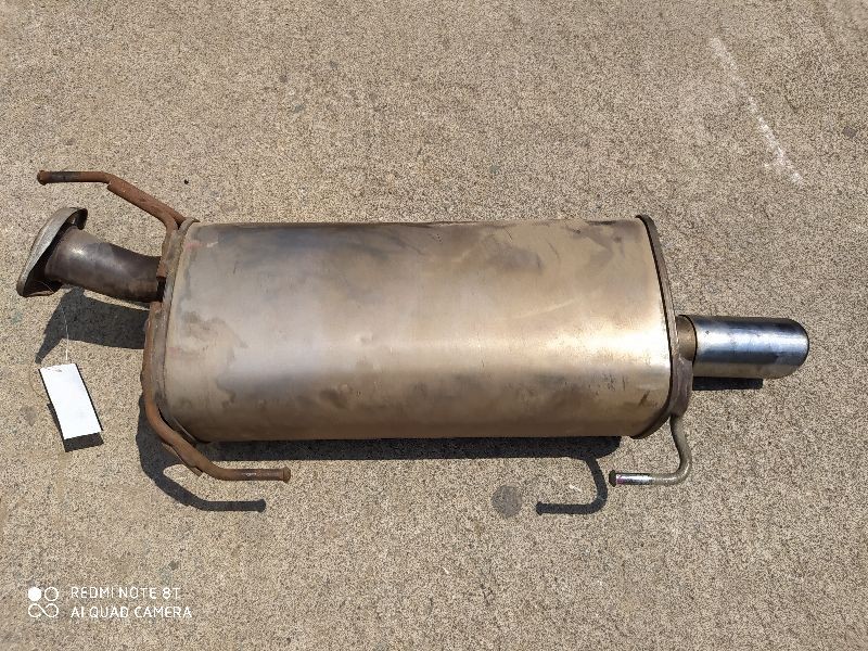 Recambio de silenciador trasero para nissan juke (f15) kuro referencia OEM IAM 201001KK0A  