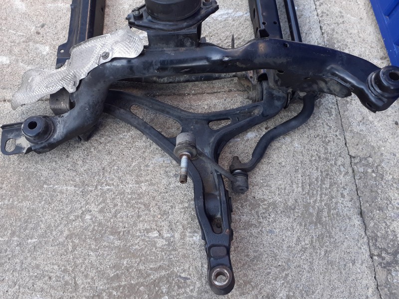 Recambio de puente delantero para mercedes-benz clase r (w251) 3.0 cdi cat referencia OEM IAM   