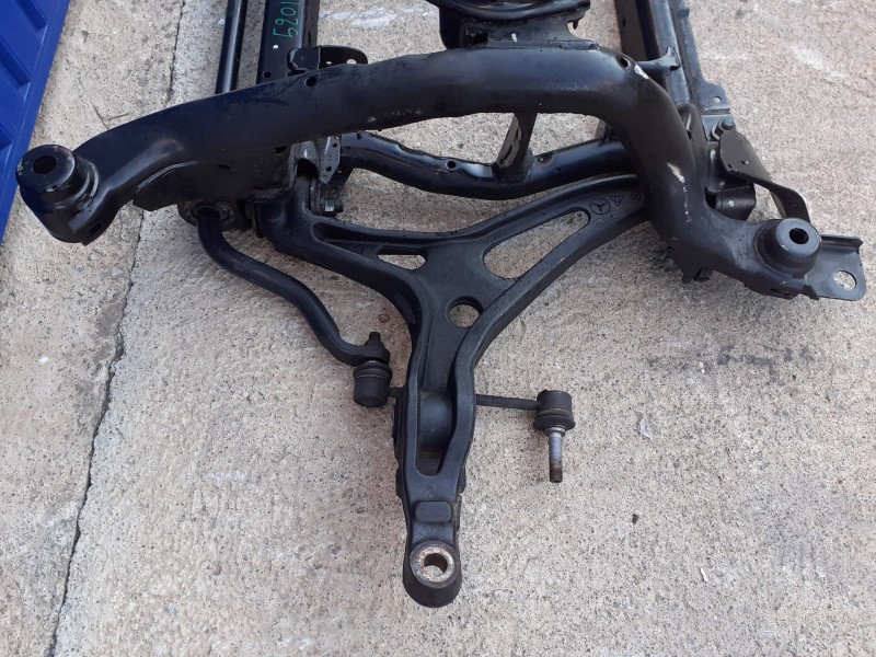 Recambio de puente delantero para mercedes-benz clase r (w251) 3.0 cdi cat referencia OEM IAM   