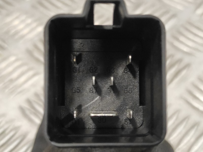 Recambio de caja precalentamiento para land rover discovery sport referencia OEM IAM 0281003123  