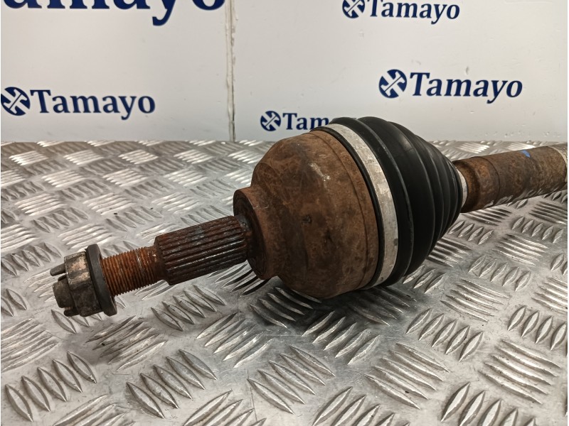Recambio de transmision delantera izquierda para renault laguna ii grandtour (kg0) 2.2 dci turbodiesel referencia OEM IAM 820007