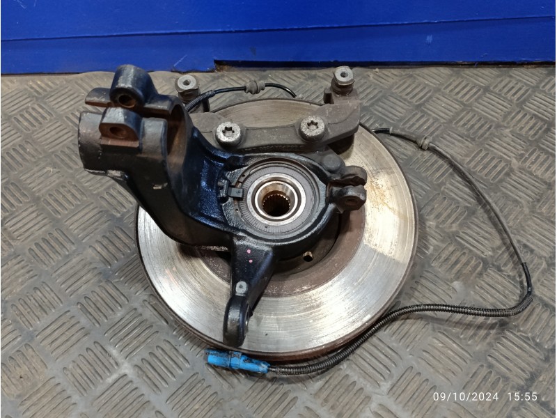 Recambio de mangueta delantera izquierda para peugeot 2008 (--.2013) 1.2 12v e-thp / puretech referencia OEM IAM   