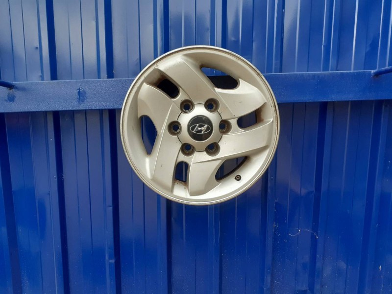 Recambio de llanta para hyundai tucson (jm) referencia OEM IAM 52900H1200  