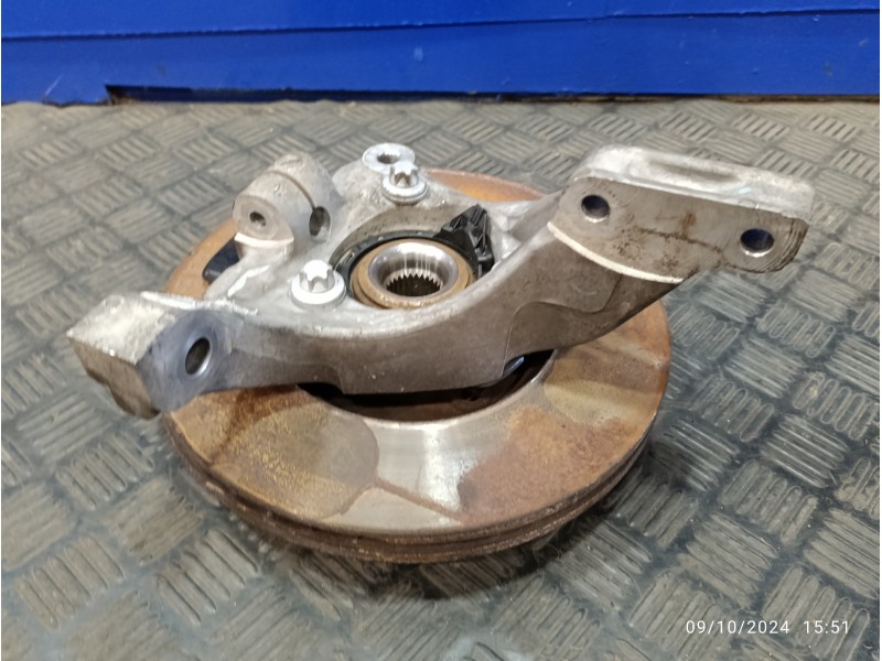 Recambio de mangueta delantera derecha para fiat croma (194) 1.9 jtd 16v cat referencia OEM IAM   