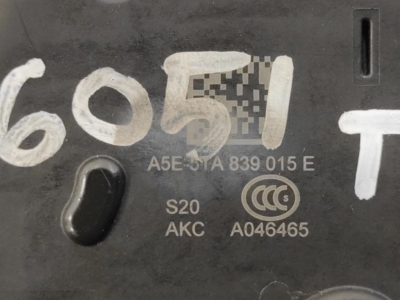 Recambio de cerradura puerta trasera izquierda para seat ateca (kh7) 1.6 tdi referencia OEM IAM 5TA839015E  