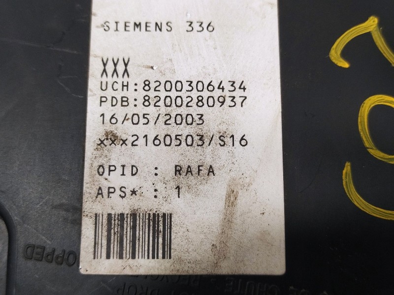 Recambio de caja reles / fusibles para renault megane ii familiar 1.9 dci diesel referencia OEM IAM 8200306434  S118400200C