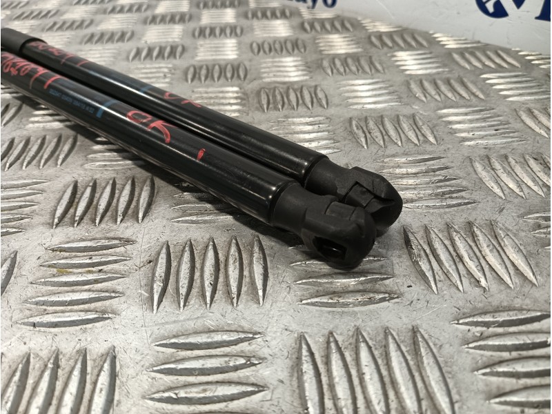 Recambio de amortiguadores maletero / porton para audi a1 sportback (8xf) referencia OEM IAM 8X482755202S  