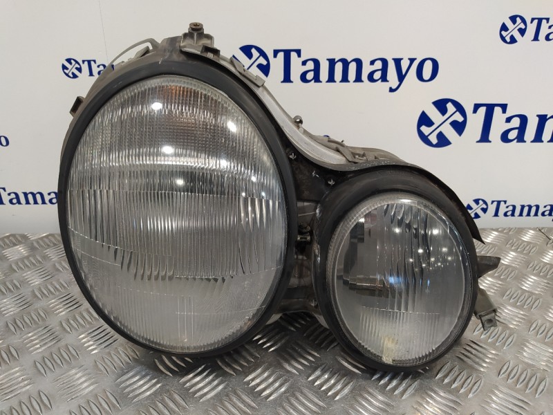 Recambio de faro derecho para mercedes-benz clase e (w210) berlina 2.0 16v cat referencia OEM IAM   