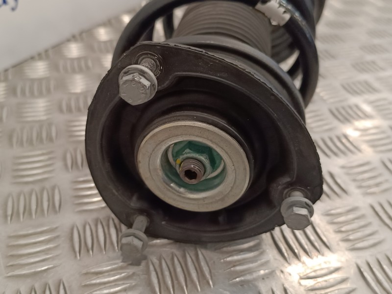 Recambio de amortiguador delantero derecho para seat ateca (kh7) 1.6 tdi referencia OEM IAM 5Q3413031G  