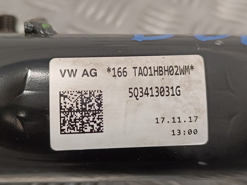 Recambio de amortiguador delantero derecho para seat ateca (kh7) 1.6 tdi referencia OEM IAM 5Q3413031G  