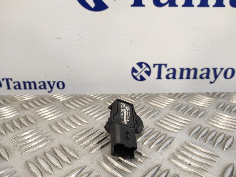 Recambio de sensor para peugeot 308 1.6 16v referencia OEM IAM V75398118004  0261230136
