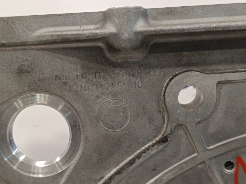 Recambio de tapa distribucion para bmw x5 (e70) 3.0 turbodiesel referencia OEM IAM 1114781299605 781299605 14795910