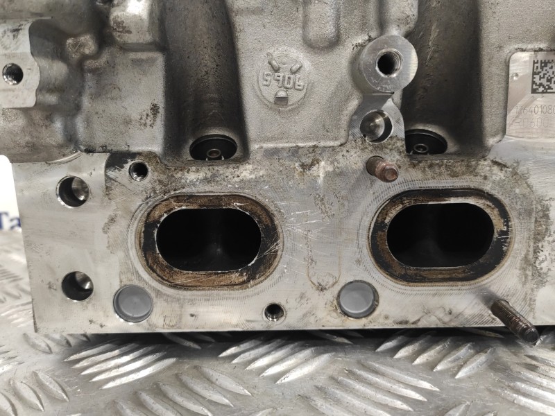Recambio de culata para mercedes-benz clase c (w205) familiar referencia OEM IAM R264016 M264915 A2740150700