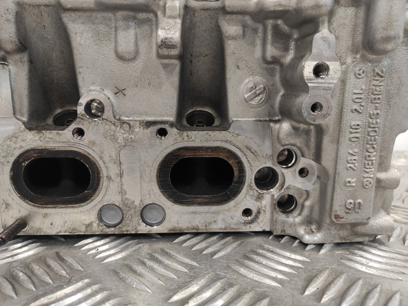 Recambio de culata para mercedes-benz clase c (w205) familiar referencia OEM IAM R264016 M264915 A2740150700