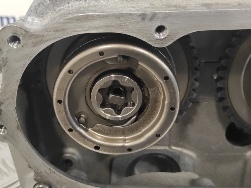 Recambio de culata para mercedes-benz clase c (w205) familiar referencia OEM IAM R264016 M264915 A2740150700