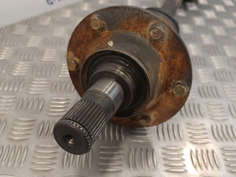Recambio de transmision trasera derecha para mitsubishi montero (v60/v70) 3.2 di-d cat referencia OEM IAM 4M41  