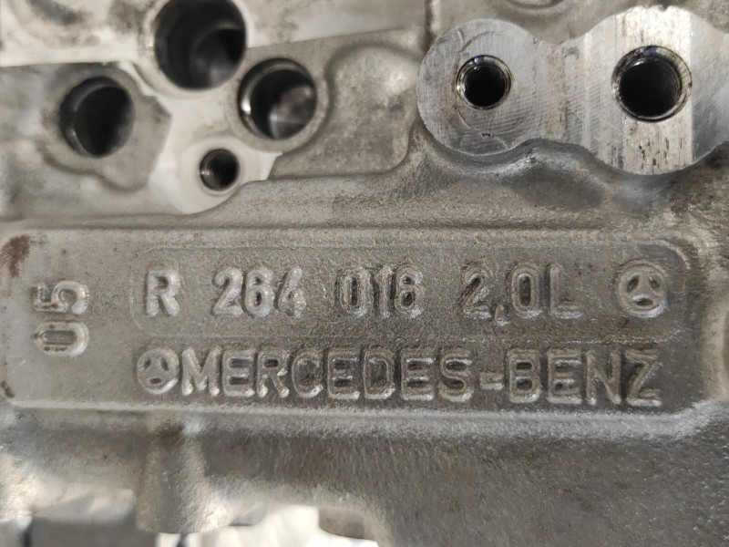 Recambio de culata para mercedes-benz clase c (w205) familiar referencia OEM IAM R264016 M264915 A2740150700