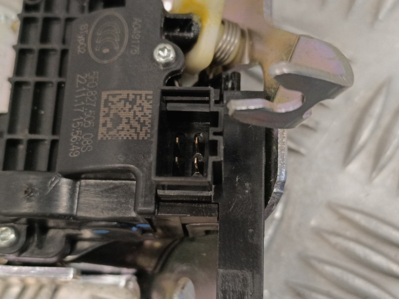 Recambio de cerradura maletero / porton para seat ateca (kh7) 1.6 tdi referencia OEM IAM 5F082750508S  