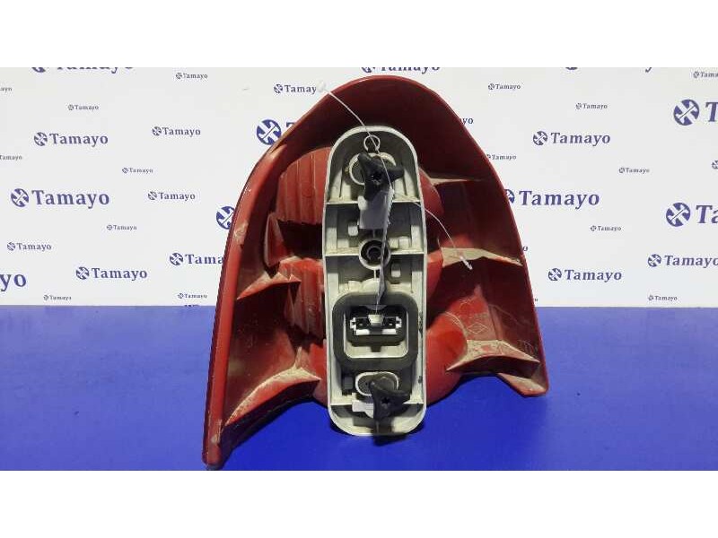 Recambio de piloto trasero derecho para renault twingo (co6) 1.2 referencia OEM IAM   