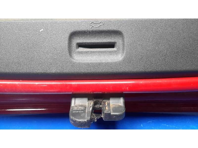 Recambio de porton trasero para seat mii (kf1) 1.0 referencia OEM IAM   ROJO