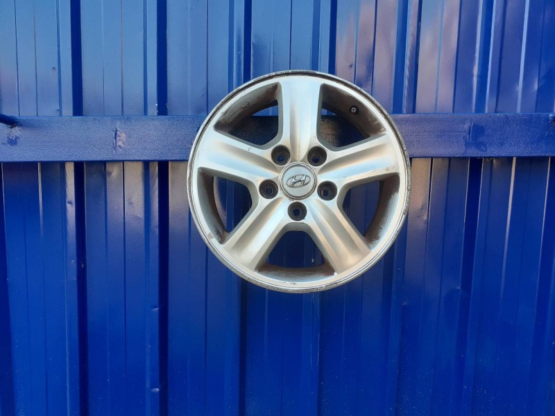 Recambio de llanta para hyundai i30 1.6 crdi cat referencia OEM IAM 529102L100  