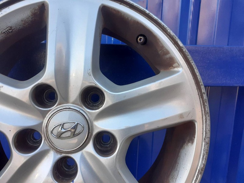 Recambio de llanta para hyundai i30 1.6 crdi cat referencia OEM IAM 529102L100  