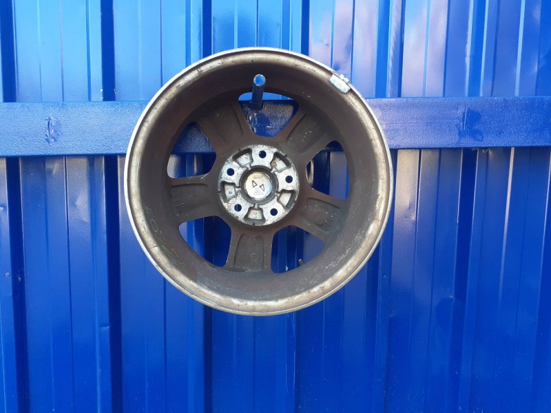 Recambio de llanta para hyundai i30 1.6 crdi cat referencia OEM IAM 529102L100  