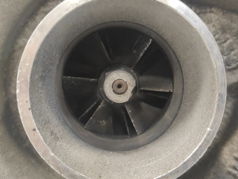 Recambio de turbocompresor para volvo fl 612 5.5 diesel referencia OEM IAM 8112853 GL17199W 4521769001