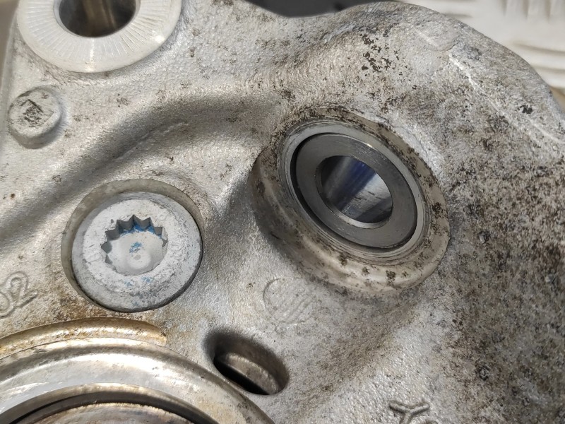 Recambio de mangueta delantera izquierda para seat ateca (kh7) 1.6 tdi referencia OEM IAM 5Q0407257C  5Q0615311G