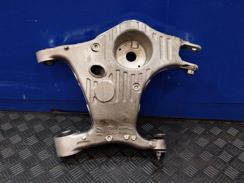 Recambio de brazo suspension inferior trasero derecho para land rover discovery sport referencia OEM IAM FK725B530AG  