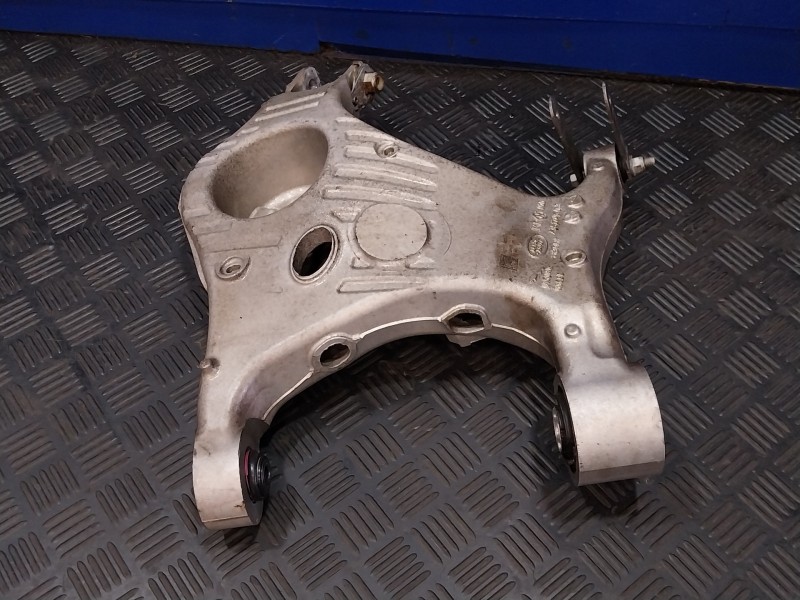 Recambio de brazo suspension inferior trasero derecho para land rover discovery sport referencia OEM IAM FK725B530AG  