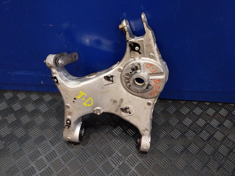 Recambio de brazo suspension inferior trasero derecho para land rover discovery sport referencia OEM IAM FK725B530AG  