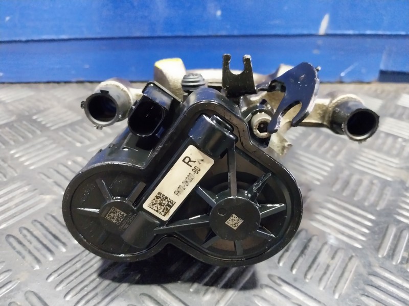 Recambio de pinza freno trasera derecha para land rover discovery sport referencia OEM IAM FK722K327BD  