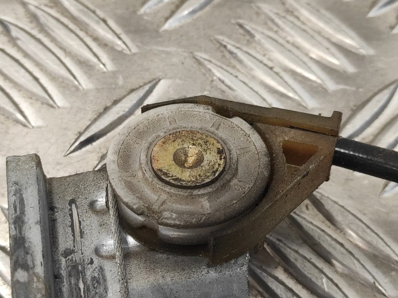 Recambio de elevalunas delantero izquierdo para peugeot 206 berlina 1.4 referencia OEM IAM   