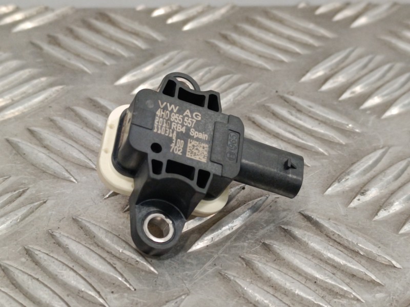 Recambio de sensor para volkswagen polo (6r1) 1.6 tdi referencia OEM IAM 4H0955557  