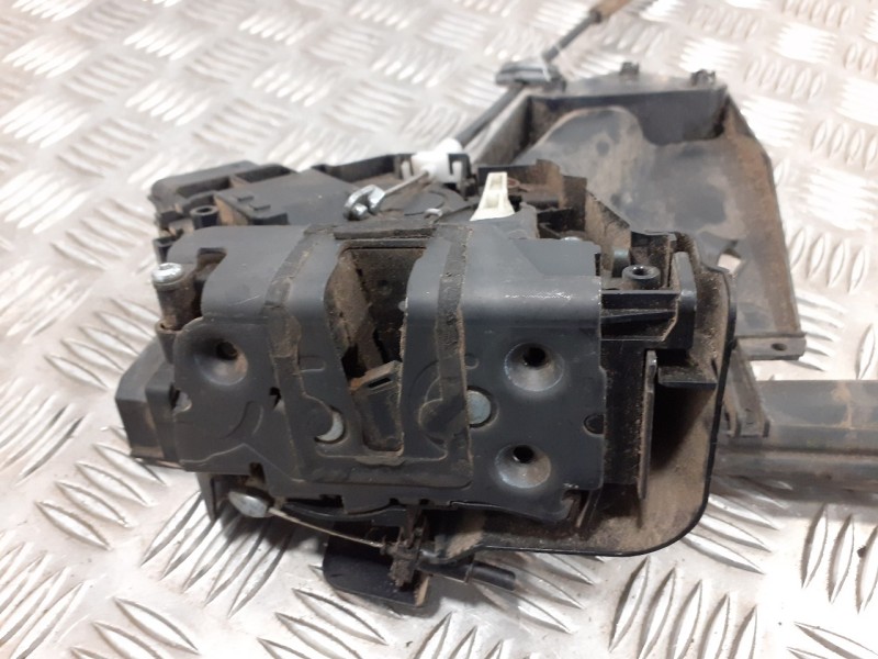 Recambio de cerradura puerta delantera derecha para ford focus lim. (cb4) 1.6 tdci cat referencia OEM IAM 7M5AR21812AA  