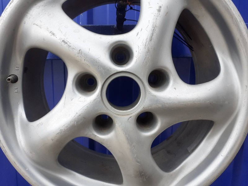 Recambio de llanta para porsche 911 (typ 996) 3.6 turbo cat referencia OEM IAM 99636212605  