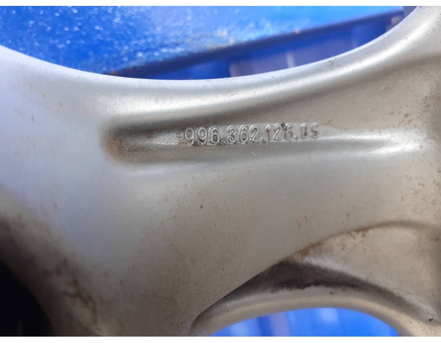Recambio de llanta para porsche 911 (typ 996) 3.6 turbo cat referencia OEM IAM 99636212605  