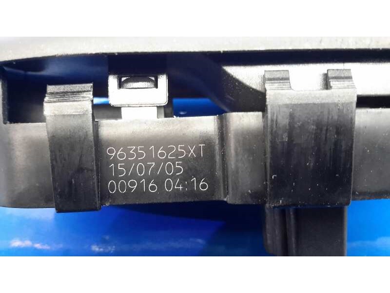 Recambio de mando elevalunas delantero derecho para peugeot 307 (s1) referencia OEM IAM 96351625XT  
