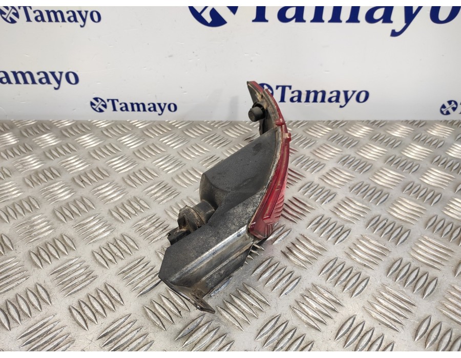 Recambio de faro antiniebla trasero izquierdo para ford c-max 1.0 ecoboost cat referencia OEM IAM 8A6115K273AC  