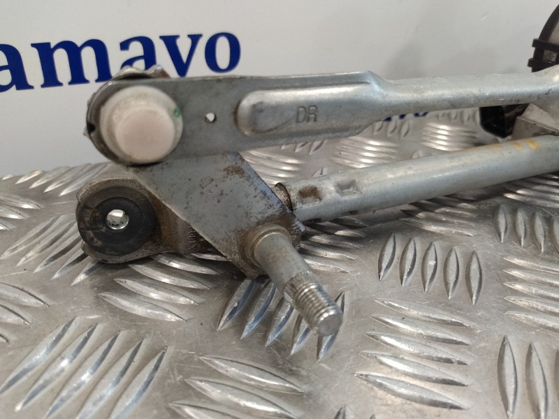 Recambio de motor limpia delantero para ssangyong tivoli premium 4x2 referencia OEM IAM 7821035001  