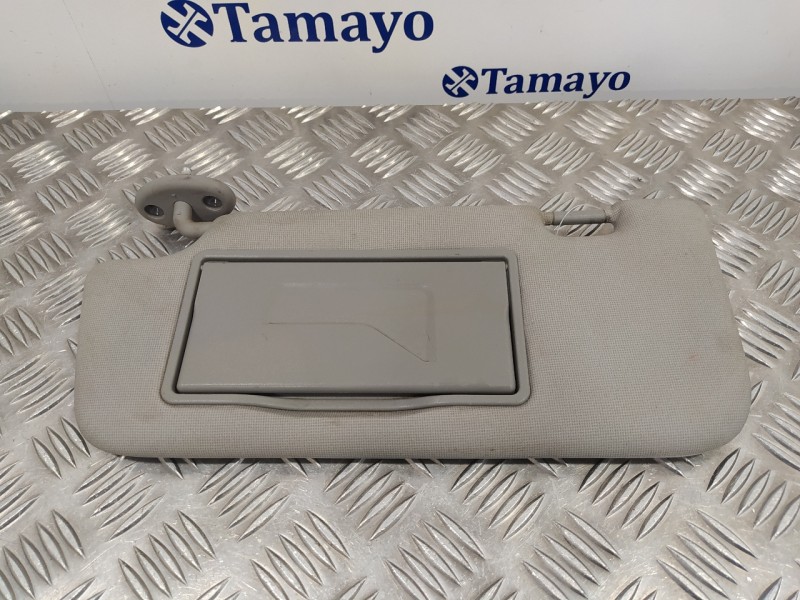 Recambio de parasol izquierdo para ssangyong tivoli premium 4x2 referencia OEM IAM   