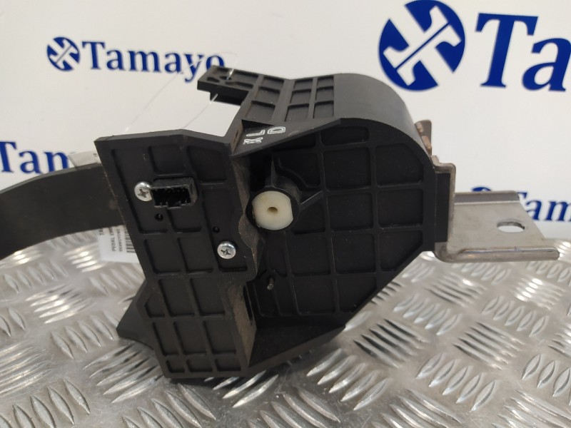 Recambio de pedal embrague para ssangyong tivoli premium 4x2 referencia OEM IAM   