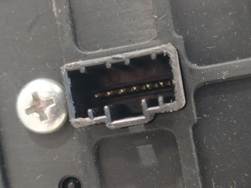 Recambio de pedal embrague para ssangyong tivoli premium 4x2 referencia OEM IAM   