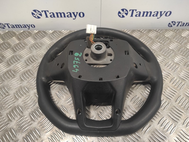 Recambio de volante para ssangyong tivoli premium 4x2 referencia OEM IAM 4S11335000  